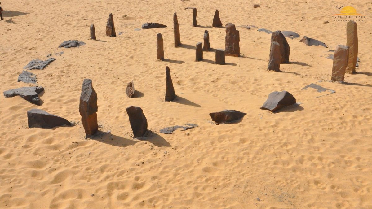 Загадочное сооружение в пустыни Сахара