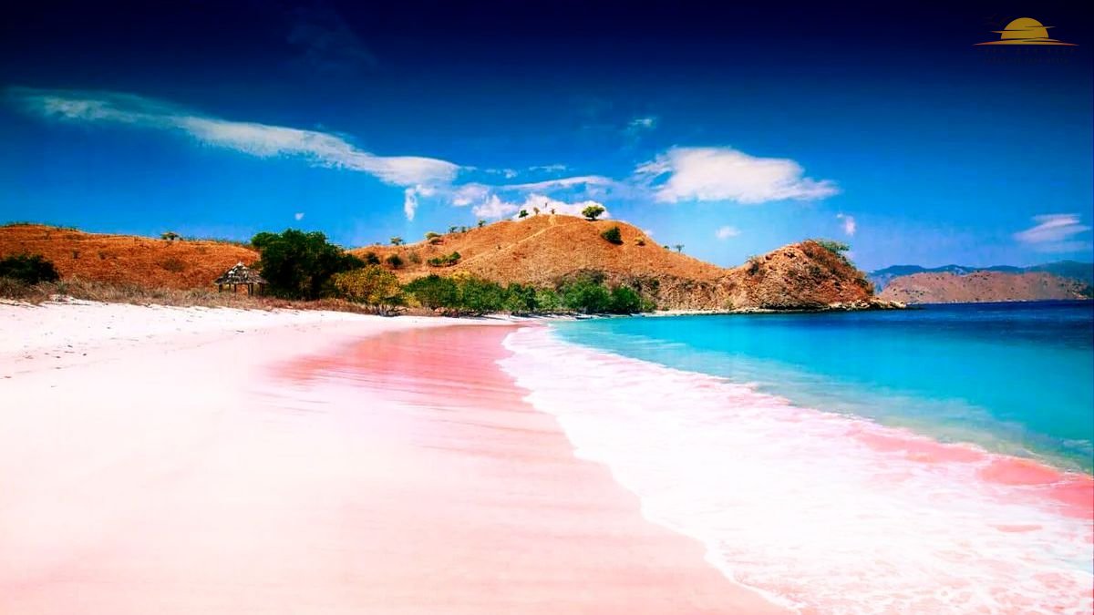Розовый пляж