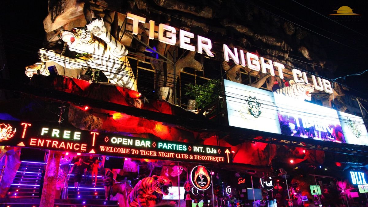 Один из самых популярных клубов на Бангла, - Tiger Night Club