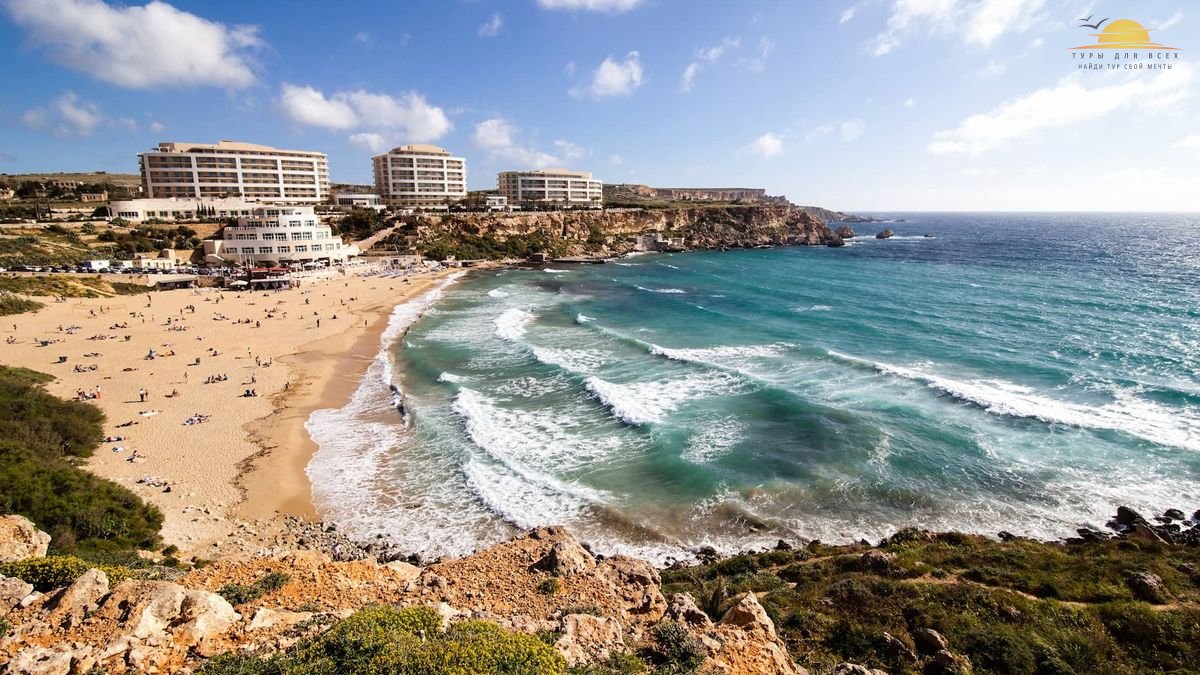 Пляж Голден Бей – Мальта знаменита свои песчаными пляжами