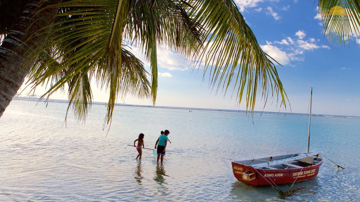 Бака-Чика, - пляж на котором нахождение детей в воде безопасно
